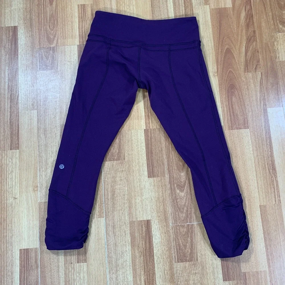 Lululemon Leggings Womens Size 6 Purple Workout Yoga Compression Pants